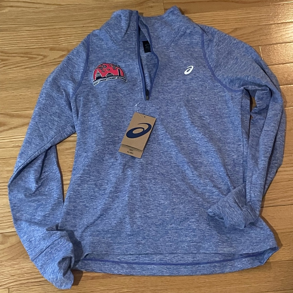 NWT women’s small ASICS Cherry Blossom 10 Miler quarter zip pullover
